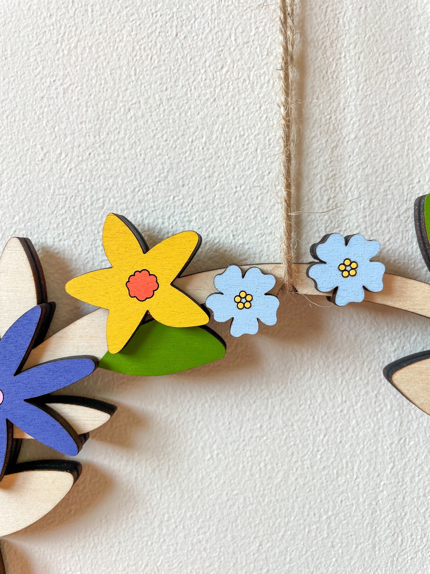 Wooden Spring Wreath - SAMPLE