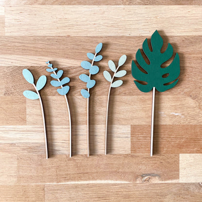 Mini Wooden Leaves - END OF LINE