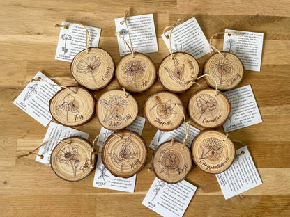 Birth Month Flower Hanging Decorations - Engraved Wooden Slices