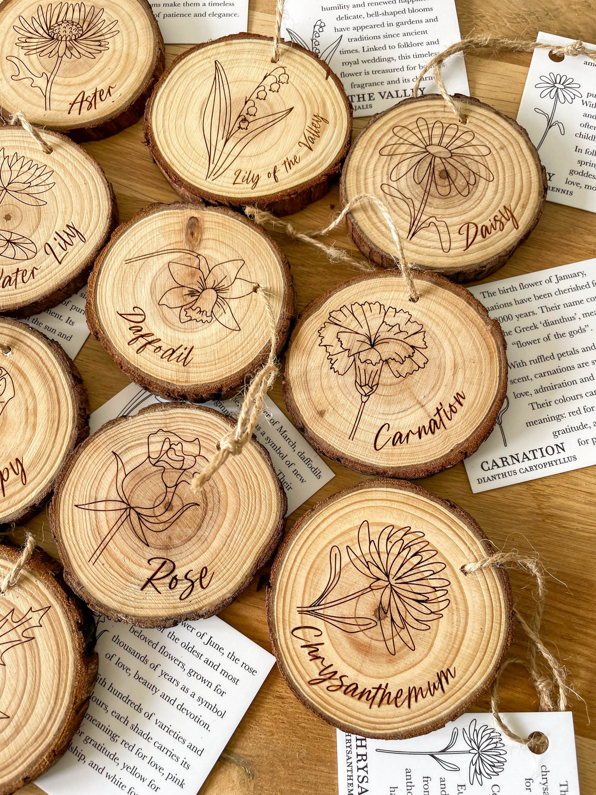 Birth Month Flower Hanging Decorations - Engraved Wooden Slices