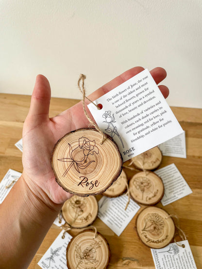 Birth Month Flower Hanging Decorations - Engraved Wooden Slices